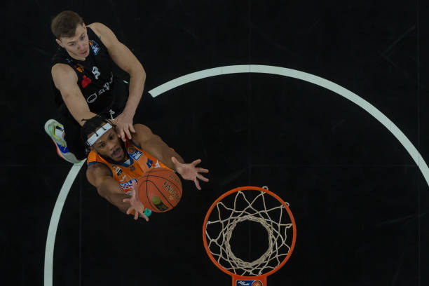 一名球员 一名球员