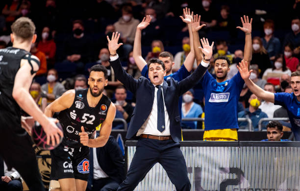 期待已久的 期待已久的