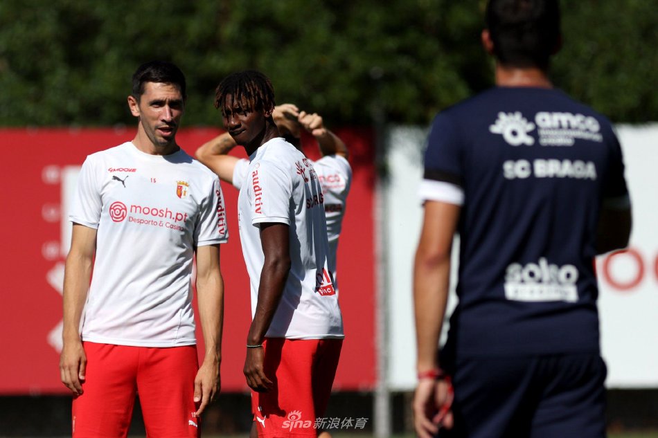 体育圈交织 体育圈交织