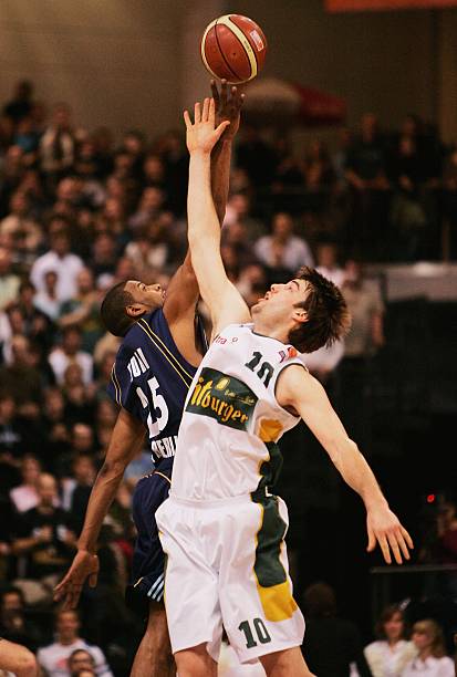 在防守端 在防守端